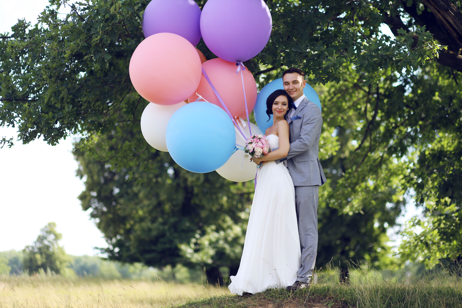 Одноклассники шаров. Воздушные шары. Фотосессия с воздушными шариками. Большие воздушные шары. Шары на свадьбу.
